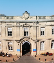 Photo Haut-Relief Hôpital Saint André Bordeaux