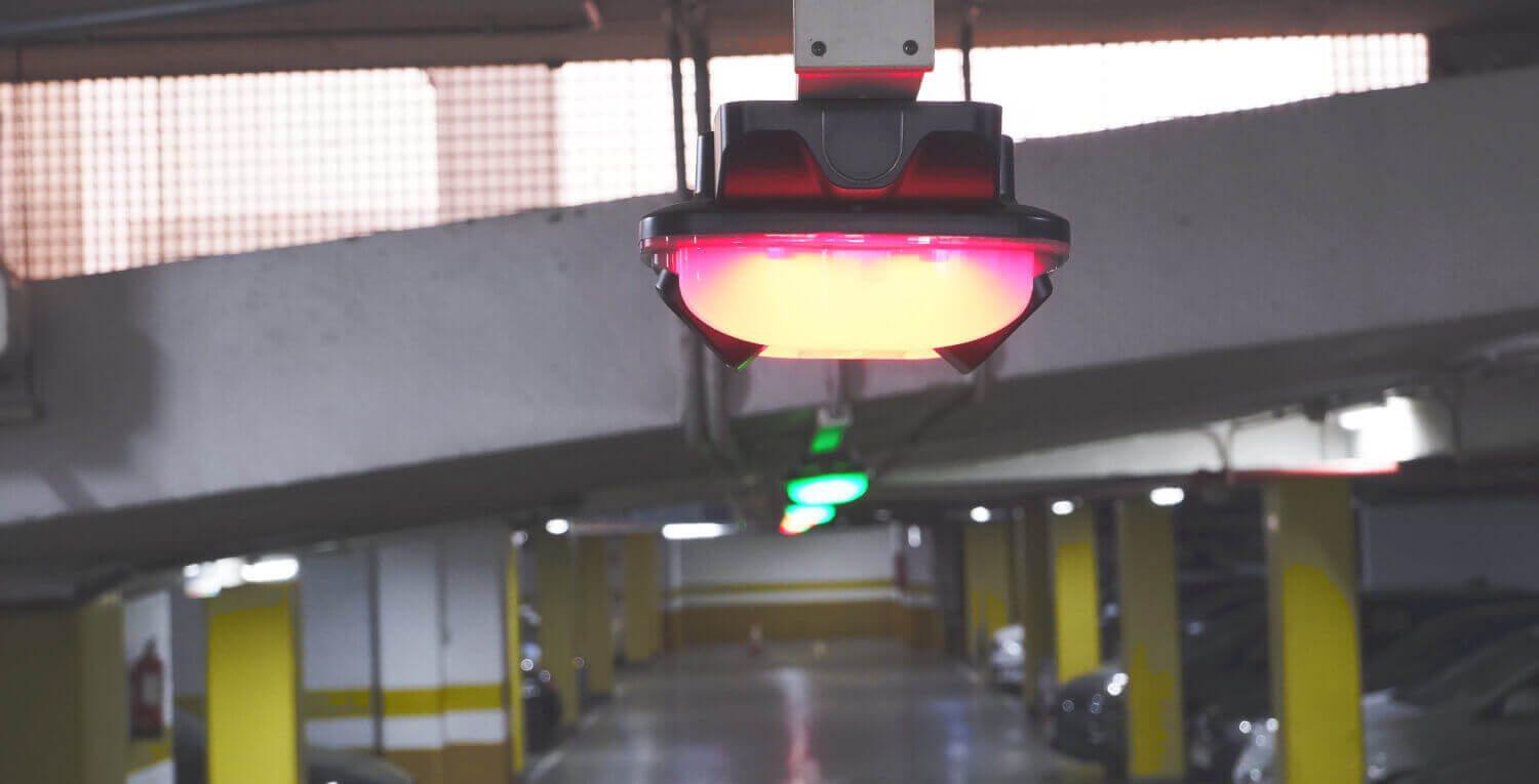 Guidage à la place au sein d'un parking